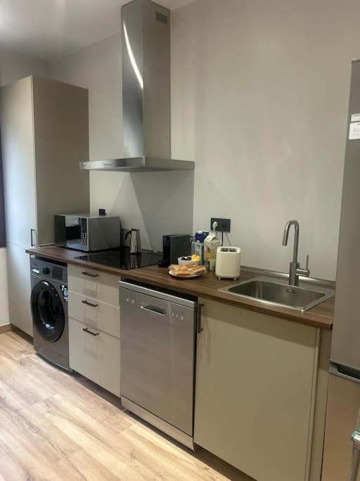 Coqueto Apartamento Cerca Del Casco Viejo Con Garaje Gratis Бильбао Экстерьер фото